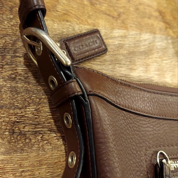 Coach East West Brown Pebbled Leather Handbag - C0882-F12321 SALE JUST FOR TODAY - Picture 7 of 10